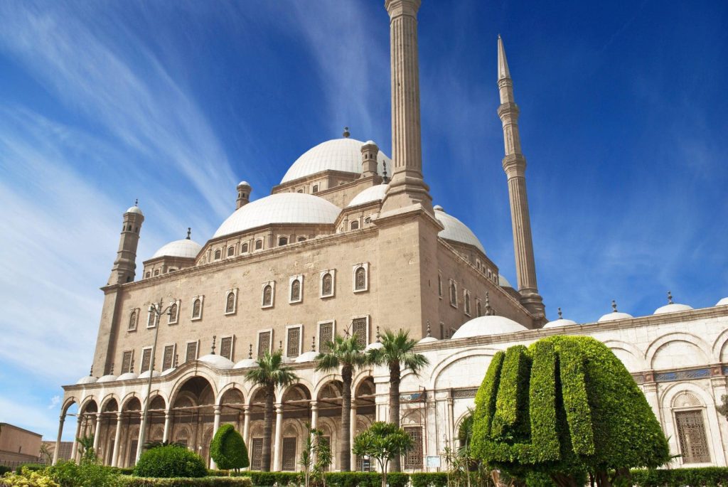 06 DAYS AROUND CAIRO & LUXOR