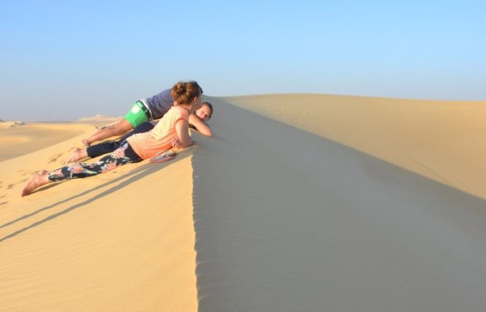 06 NIGHTS INTO THE DESERT